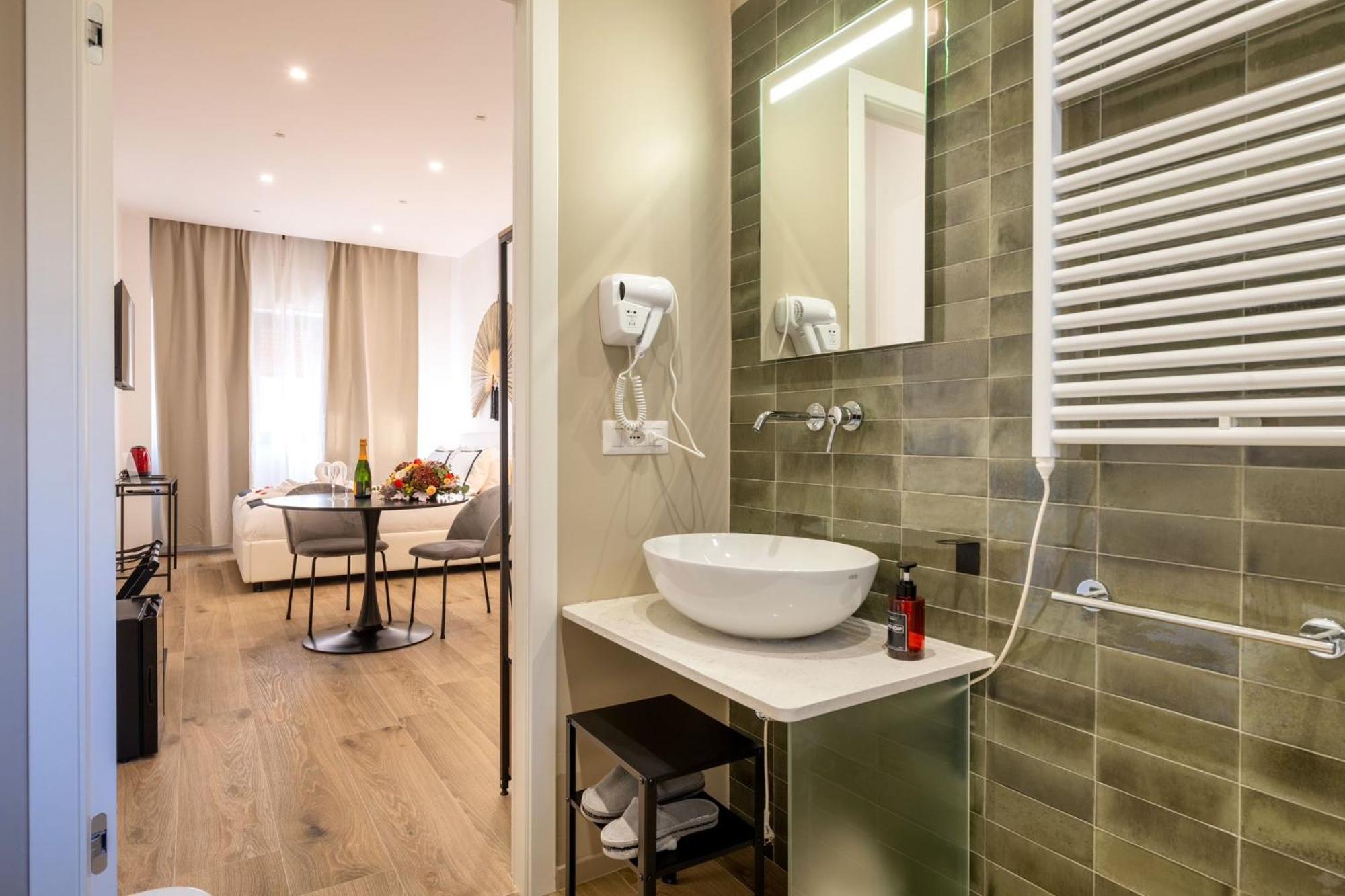 Dimora Fralu Hotel Bari Luaran gambar