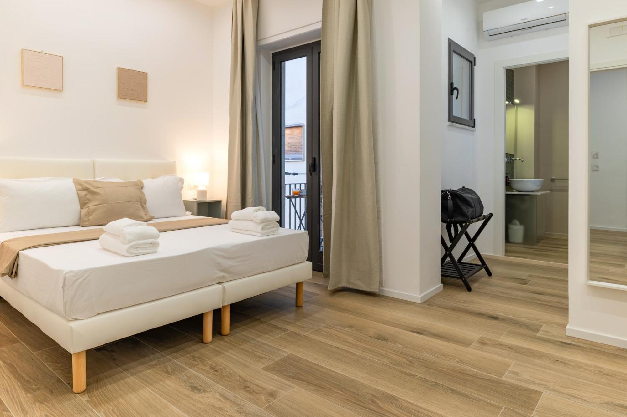 Dimora Fralu Hotel Bari Luaran gambar